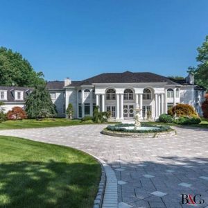 Luxury home in Bergen County with long driveway